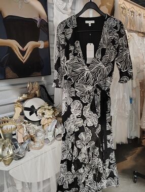 Dress the Population | Dresses | Nwot Dress The Population Nadia Long  Sleeve Dress | Poshmark